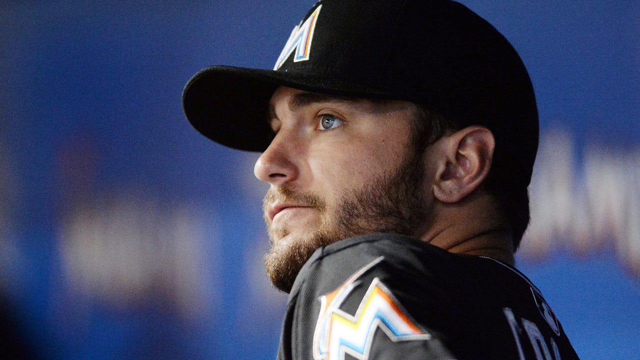 Marlins notes: Jarred Cosart getting back into the swing of things